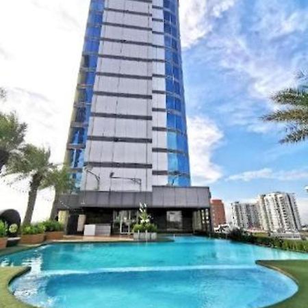 Capital O 75451 Podstel Hostel Бангкок Экстерьер фото